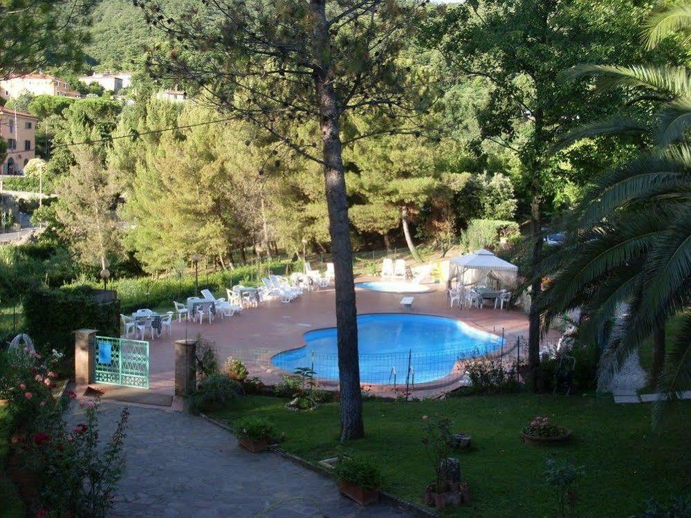 Hotel Il Poggetto คาสเตลลินา มาริตติมา ภายนอก รูปภาพ